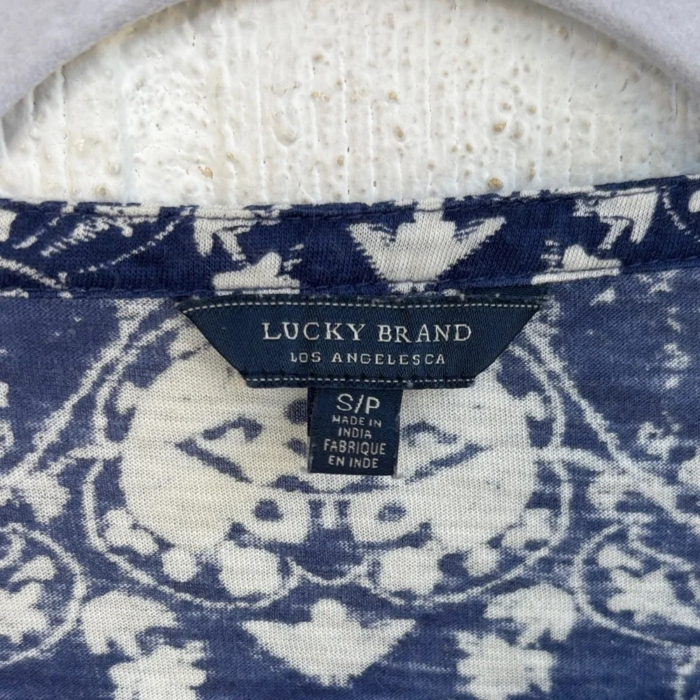 Lucky Brand Boho Cotton Navy and White Patterned Blouse sz S